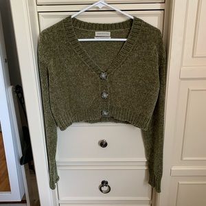 UO CROPPED CHENILLE SWEATER CARDIGAN
